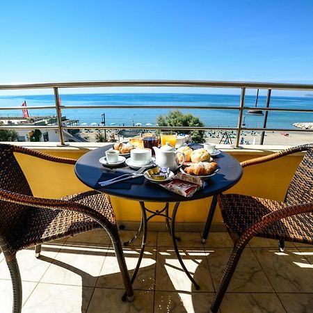 Hotel Panoramico Scauri  Luaran gambar